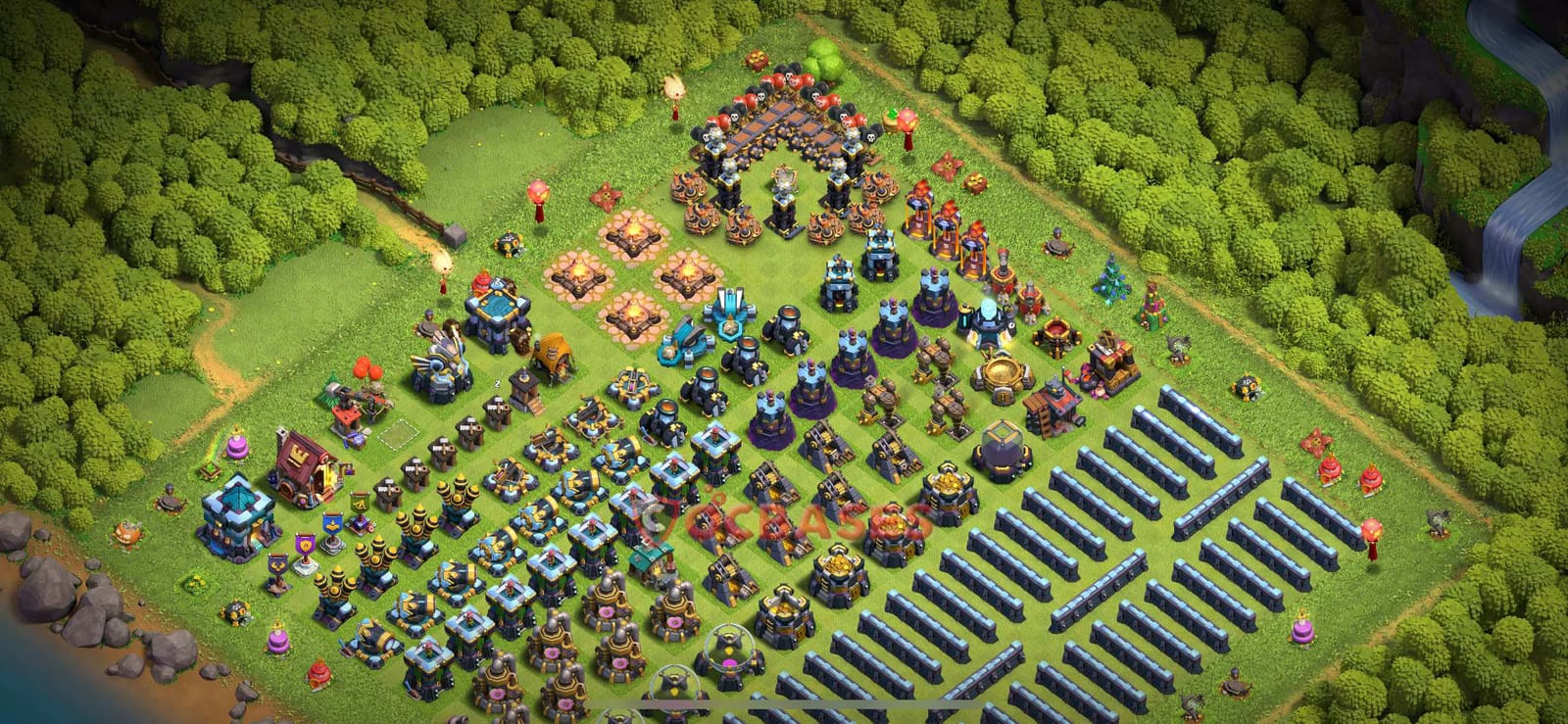 TH13 War Layout 22 -  base layout with copy link